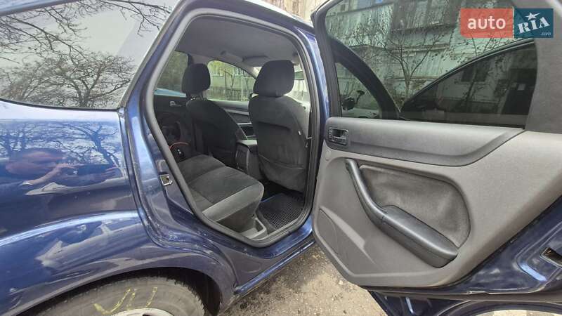 Седан Ford Focus 2005 в Одессе