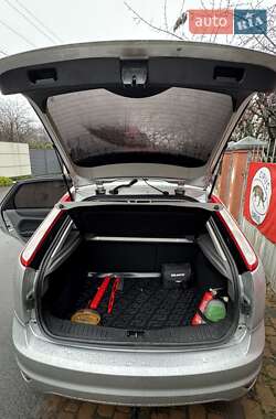 Хэтчбек Ford Focus 2011 в Киеве
