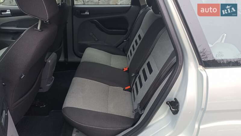 Универсал Ford Focus 2010 в Луцке