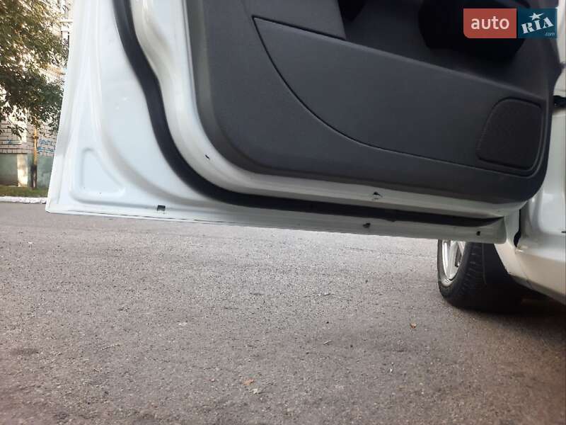 Хэтчбек Ford Focus 2010 в Запорожье