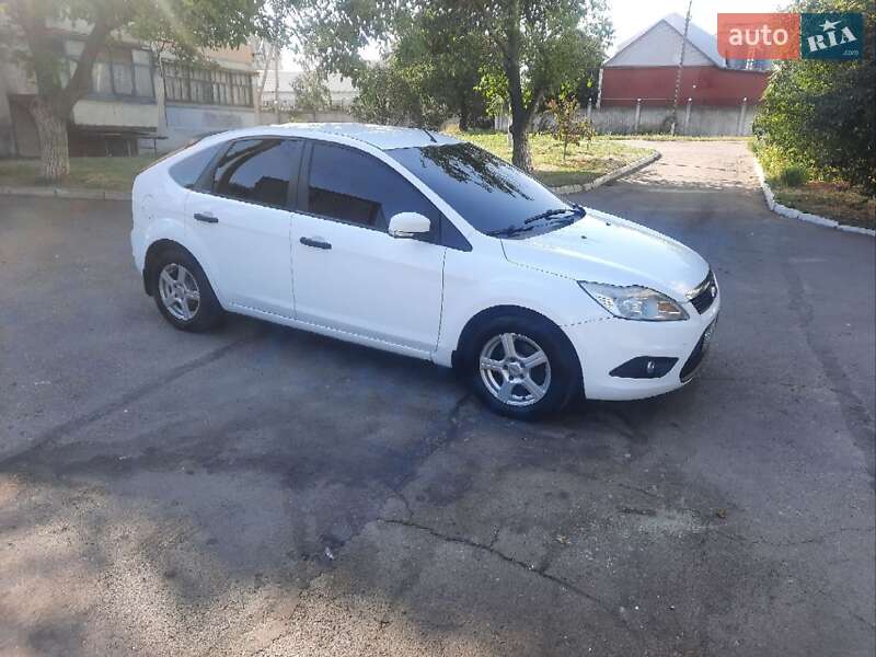Хэтчбек Ford Focus 2010 в Запорожье