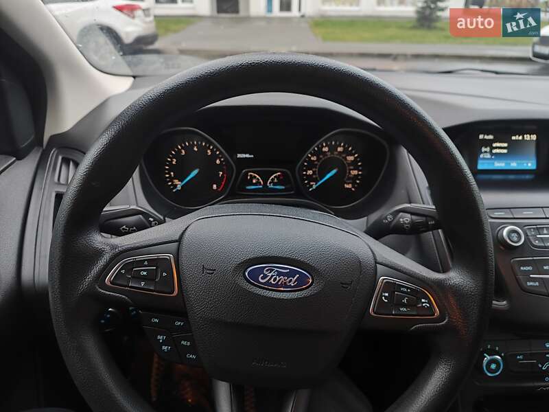 Седан Ford Focus 2017 в Киеве