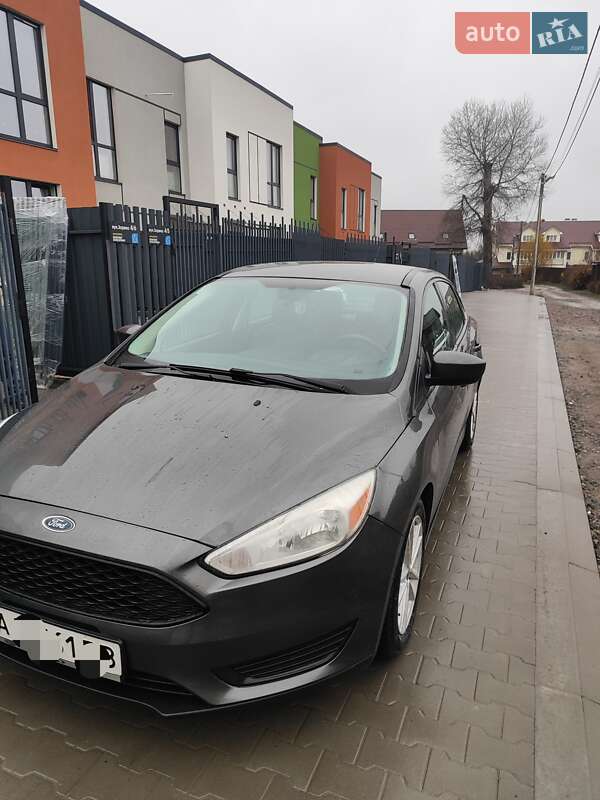 Седан Ford Focus 2017 в Киеве