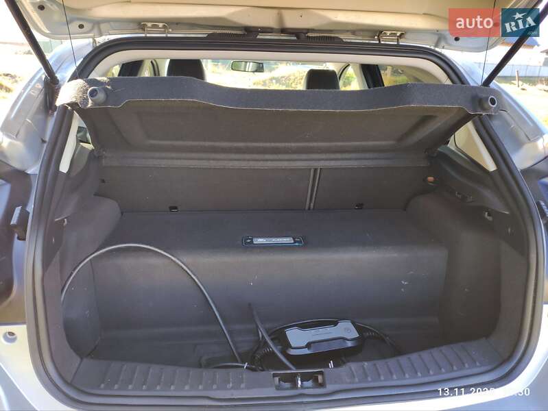 Хэтчбек Ford Focus 2013 в Надворной