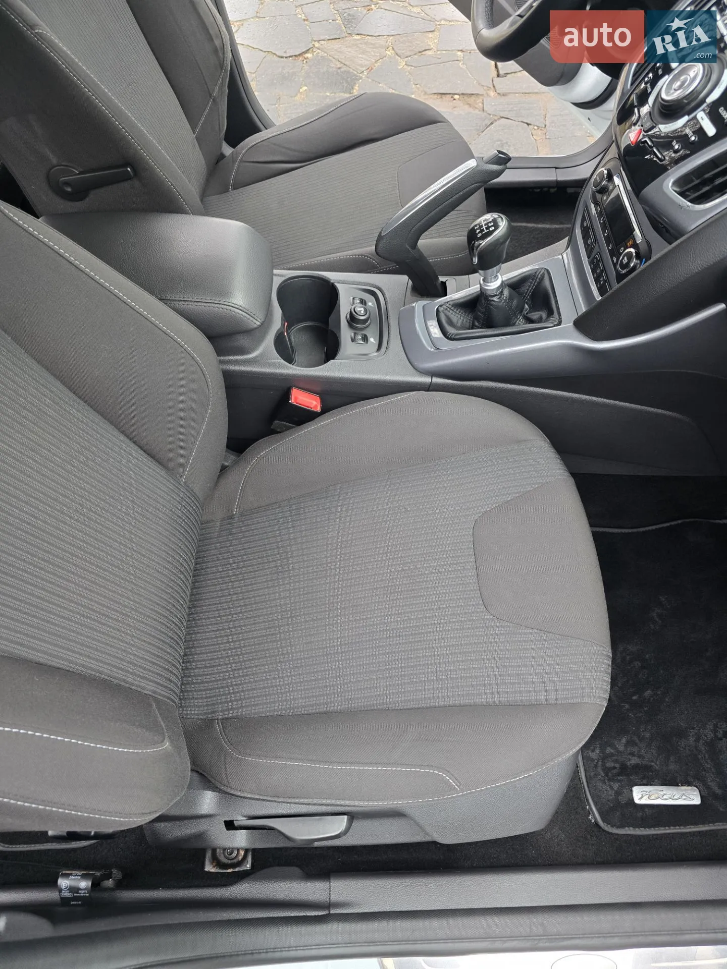 2011 Ford Focus - мініатюра 11