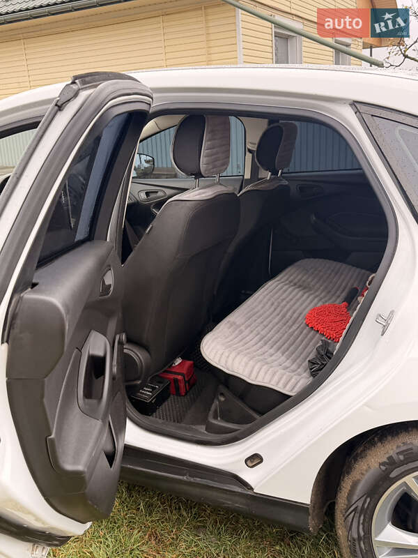 Седан Ford Focus 2017 в Івано-Франківську