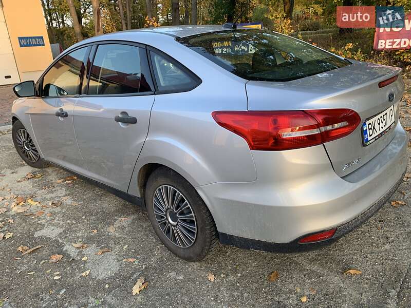 Седан Ford Focus 2017 в Ровно