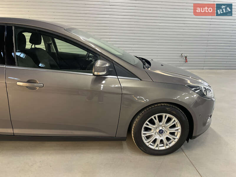 Хетчбек Ford Focus 2012 в Стрию