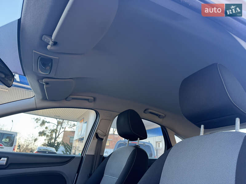 Хетчбек Ford Focus 2011 в Лубнах фото 17 Хетчбек Ford Focus 2011 в Лубнах