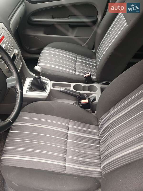 Хетчбек Ford Focus 2009 в Луцьку