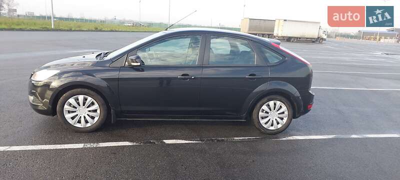 Хетчбек Ford Focus 2011 в Дніпрі