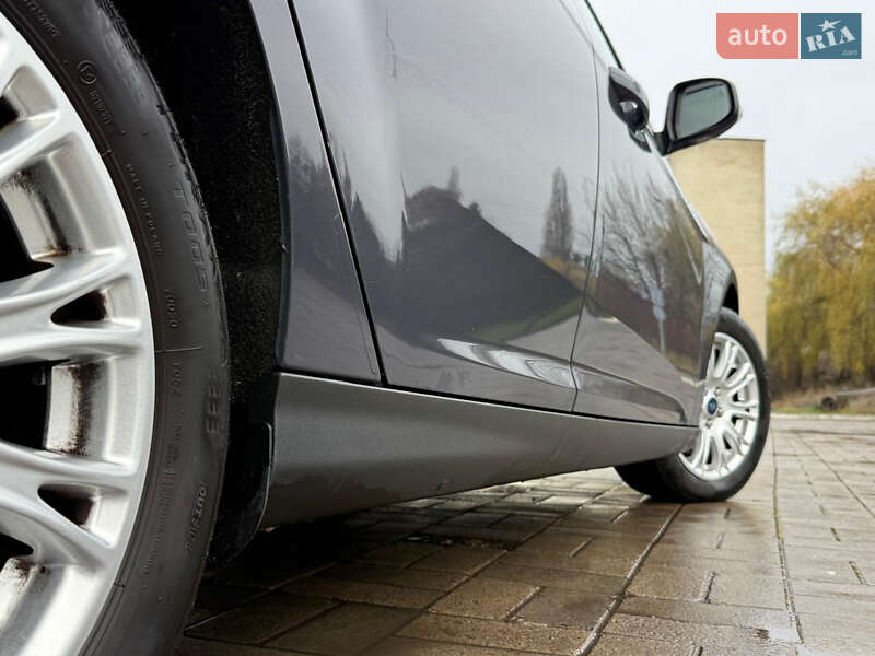 Универсал Ford Focus 2011 в Луцке