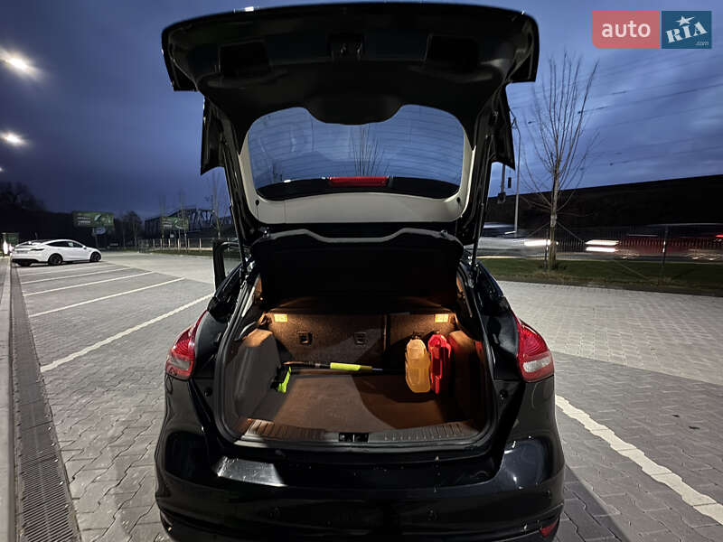 Хетчбек Ford Focus 2015 в Ірпені