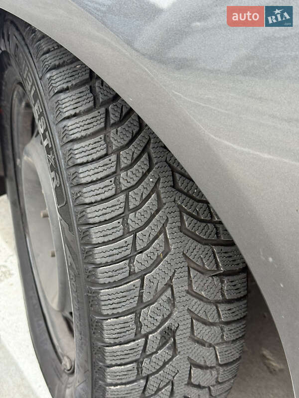 Седан Ford Focus 2017 в Киеве фото 3 Седан Ford Focus 2017 в Киеве