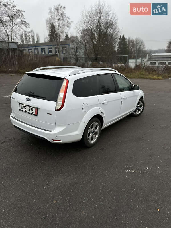 Универсал Ford Focus 2010 в Ровно