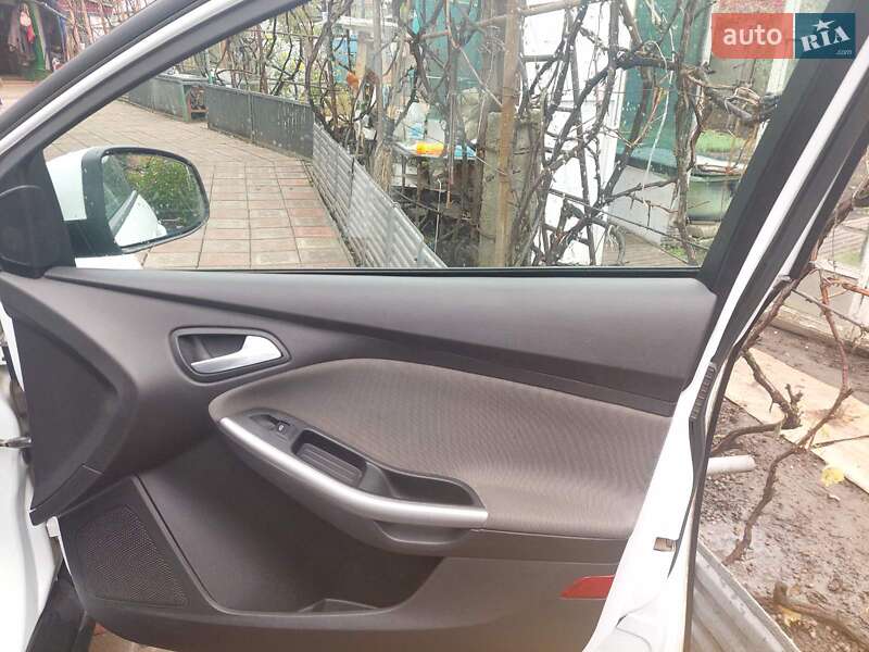 Універсал Ford Focus 2013 в Чернігові