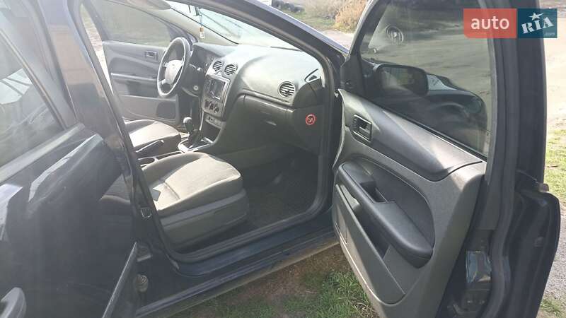 Хэтчбек Ford Focus 2006 в Днепре