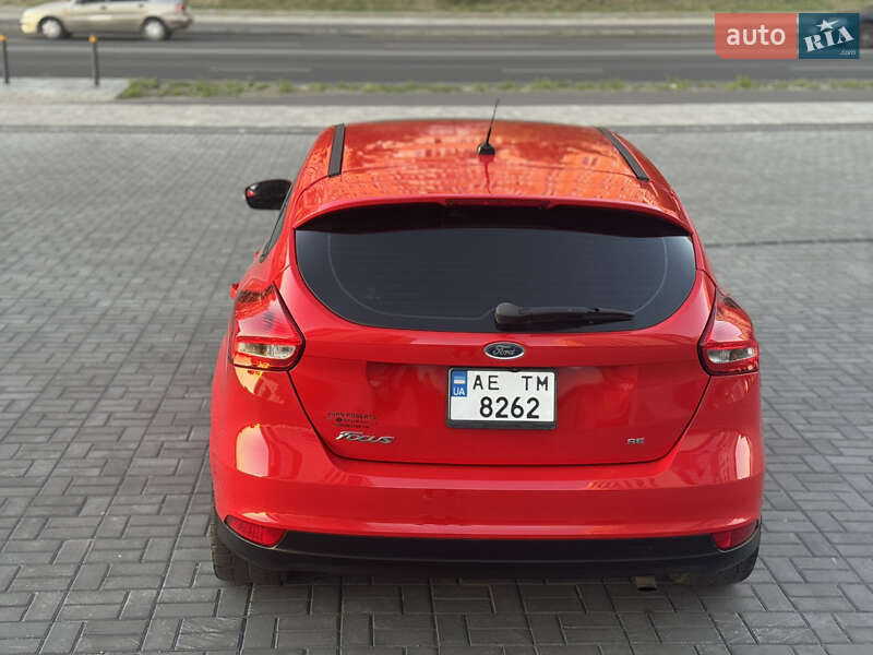 Хэтчбек Ford Focus 2015 в Днепре