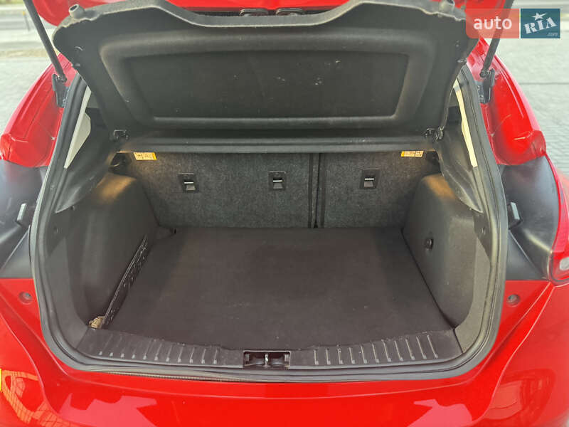 Хэтчбек Ford Focus 2015 в Днепре