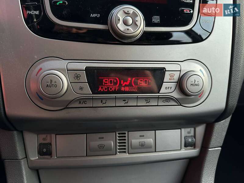 Хэтчбек Ford Focus 2011 в Киеве фото 21 Хэтчбек Ford Focus 2011 в Киеве