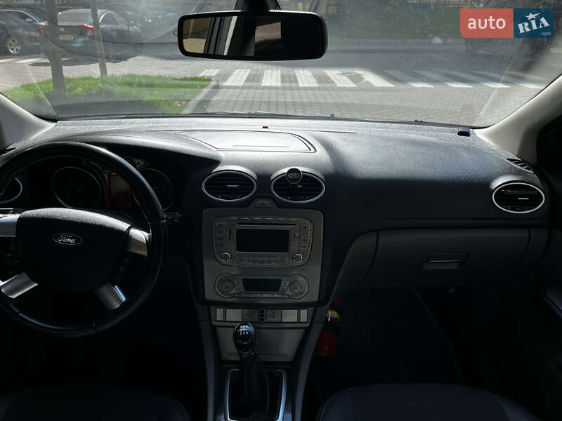 Универсал Ford Focus 2010 в Киеве фото 10 Универсал Ford Focus 2010 в Киеве