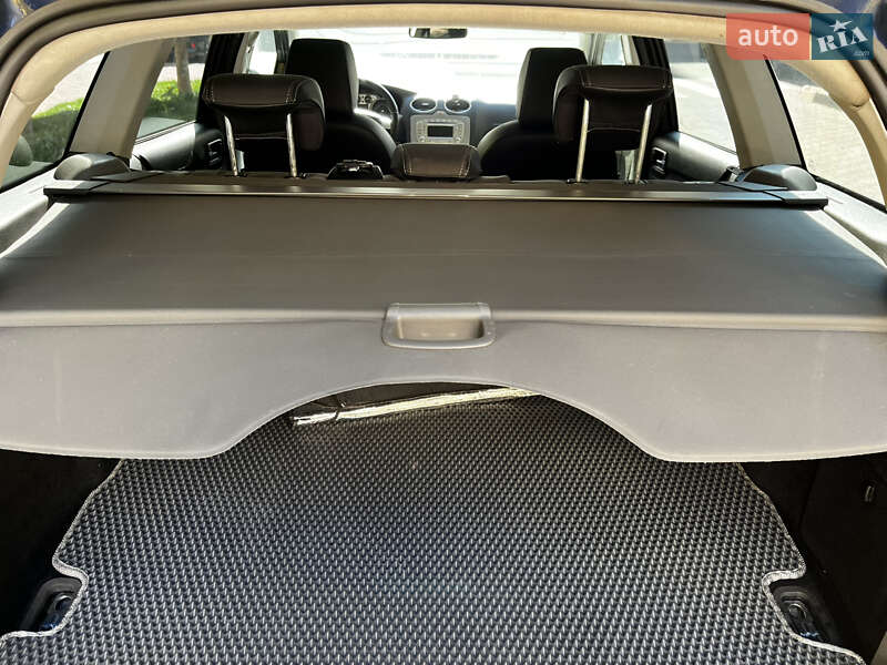 Универсал Ford Focus 2010 в Киеве фото 15 Универсал Ford Focus 2010 в Киеве