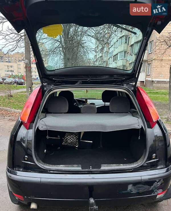 Хэтчбек Ford Focus 2002 в Киеве