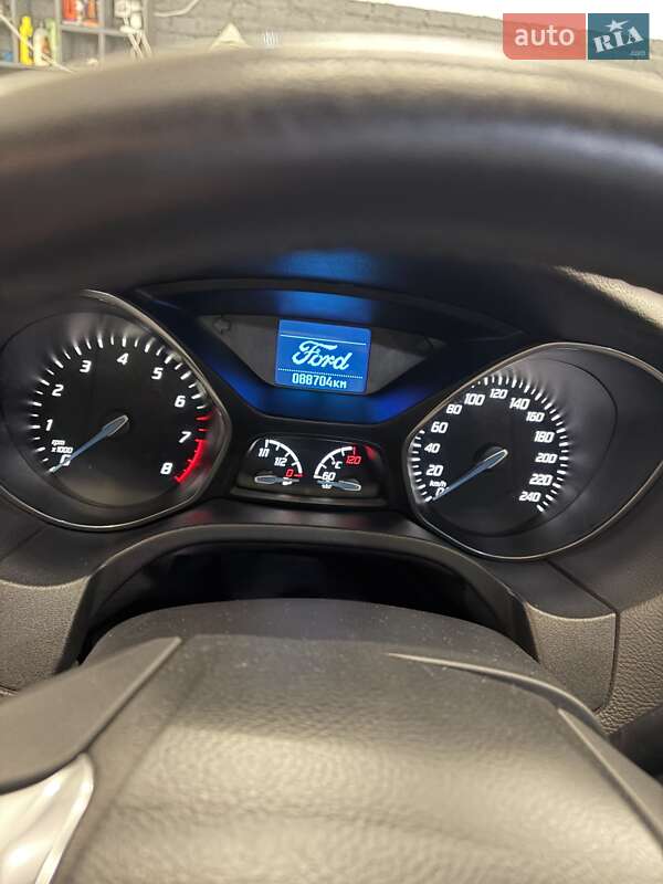 Хэтчбек Ford Focus 2013 в Днепре фото 12 Хэтчбек Ford Focus 2013 в Днепре