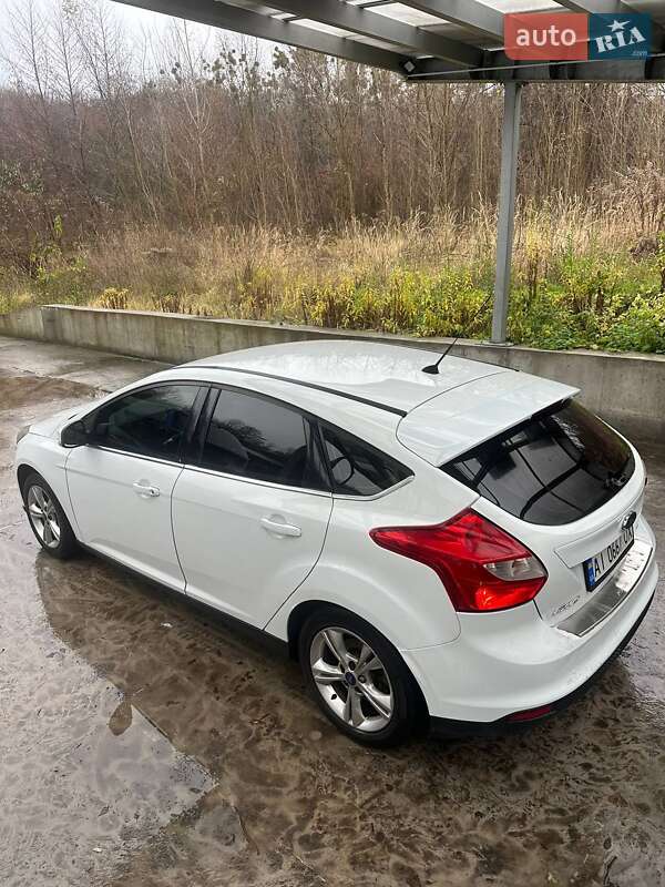 Хэтчбек Ford Focus 2012 в Киеве