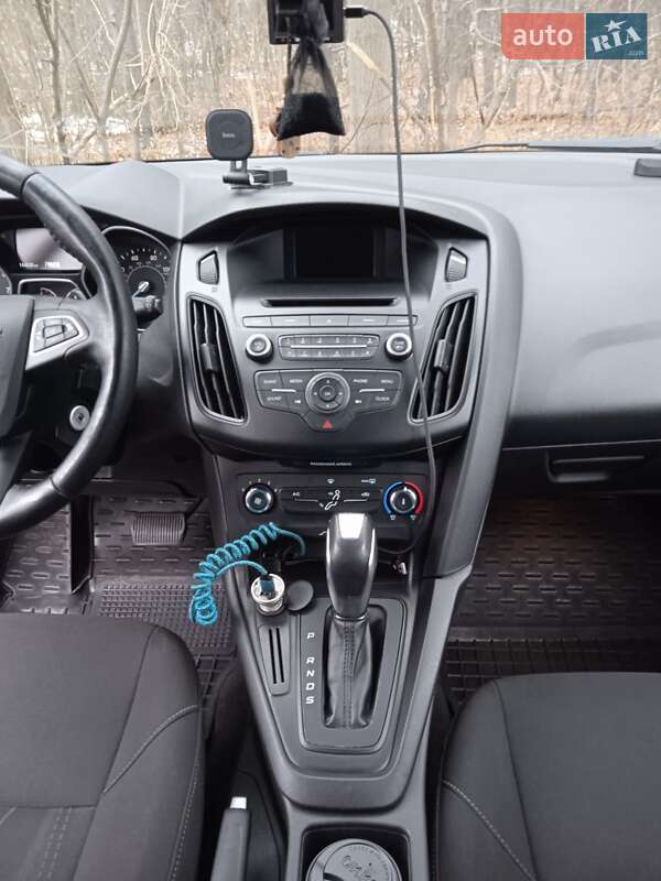 Хэтчбек Ford Focus 2015 в Львове фото 20 Хэтчбек Ford Focus 2015 в Львове