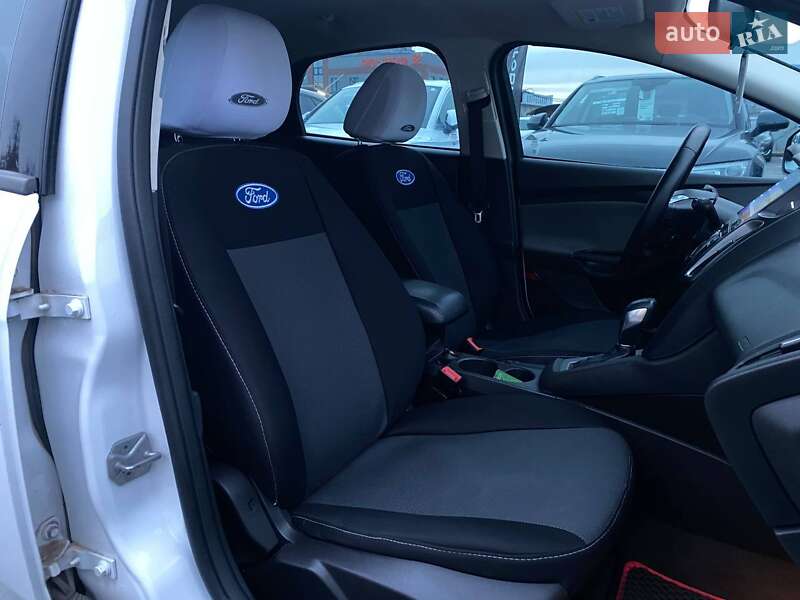 Хэтчбек Ford Focus 2013 в Киеве