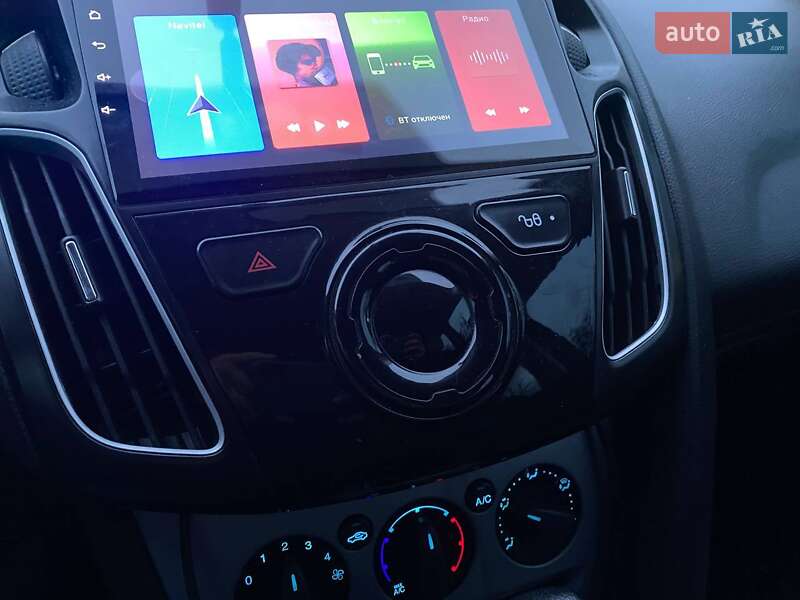 Хэтчбек Ford Focus 2013 в Киеве