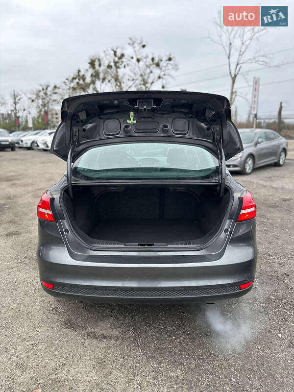 Седан Ford Focus 2015 в Белогородке