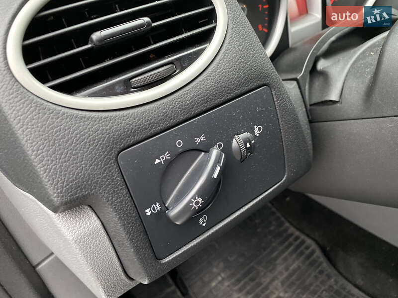 Универсал Ford Focus 2009 в Луцке