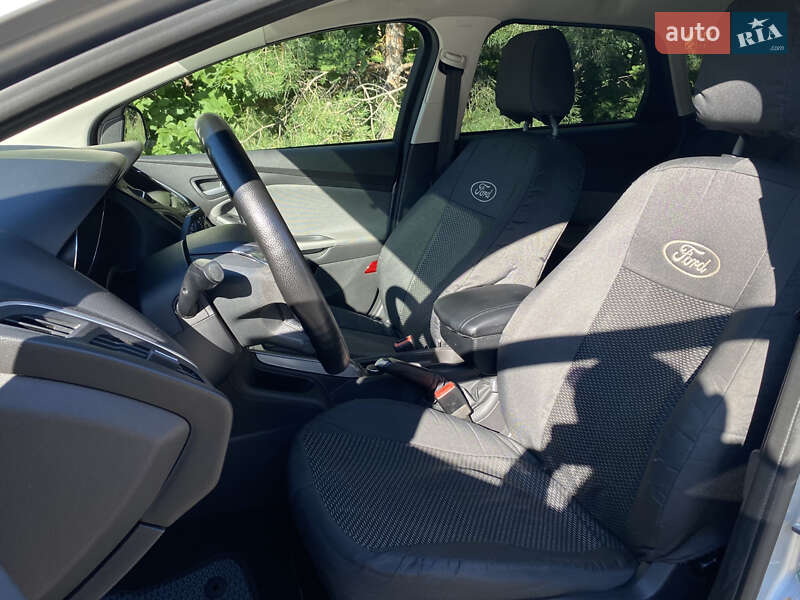 Универсал Ford Focus 2013 в Киеве
