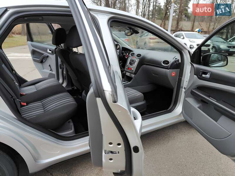 Хетчбек Ford Focus 2008 в Києві