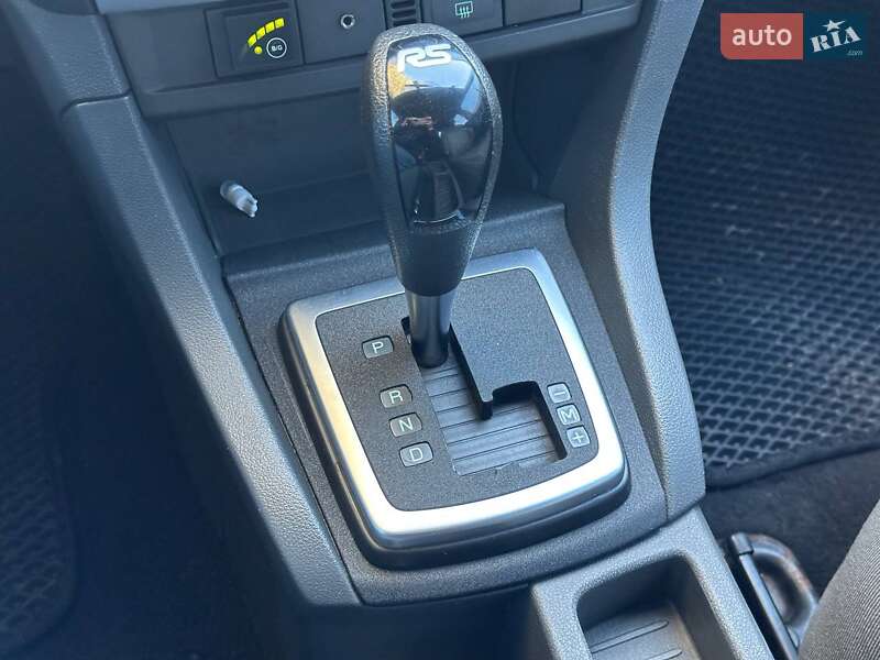 Хэтчбек Ford Focus 2006 в Киеве