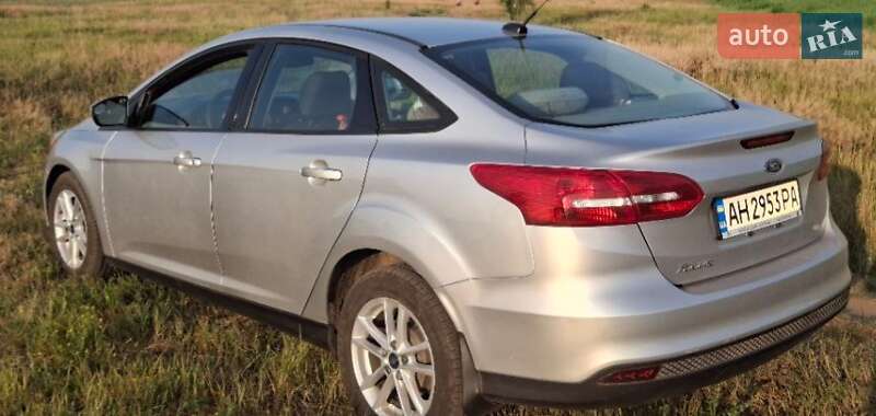 Седан Ford Focus 2018 в Горішніх Плавнях