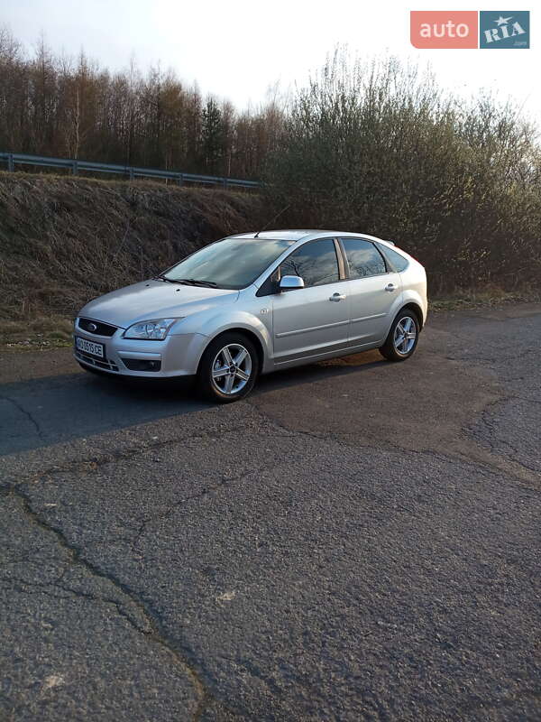 Хэтчбек Ford Focus 2007 в Ужгороде фото 2 Хэтчбек Ford Focus 2007 в Ужгороде
