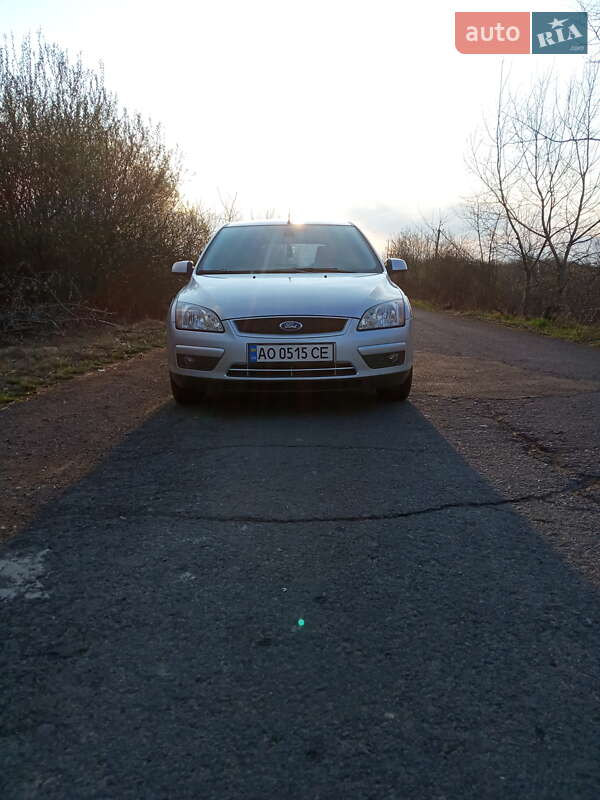 Хэтчбек Ford Focus 2007 в Ужгороде фото 8 Хэтчбек Ford Focus 2007 в Ужгороде