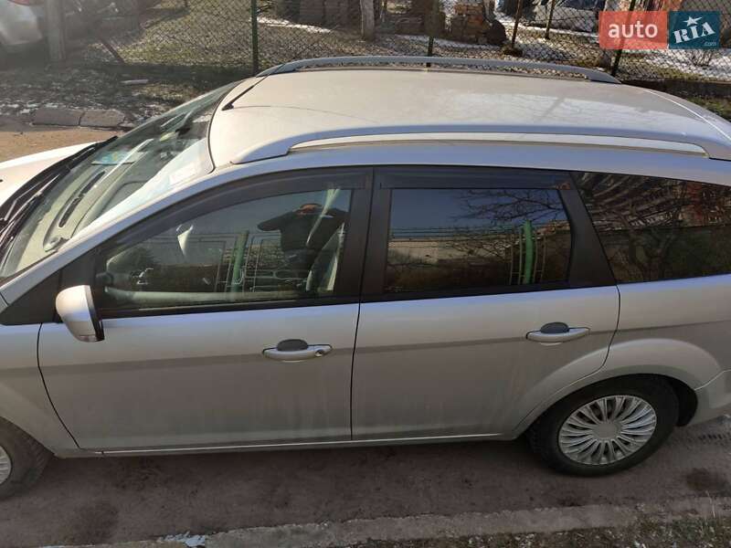Ford Focus 2010