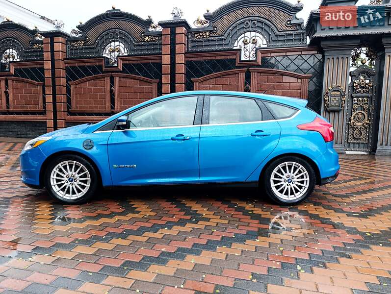 Хэтчбек Ford Focus 2012 в Звягеле
