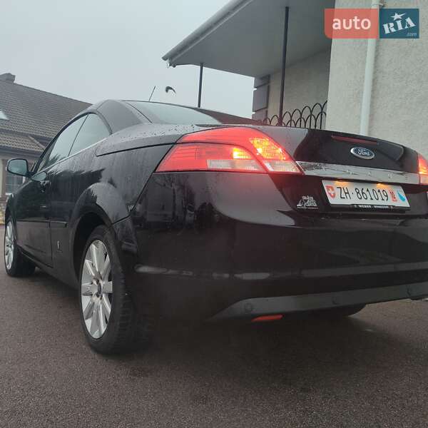Кабриолет Ford Focus 2011 в Ровно