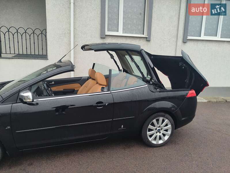 Кабриолет Ford Focus 2011 в Ровно