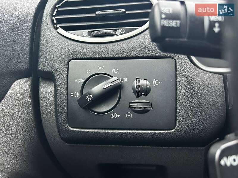 Хэтчбек Ford Focus 2010 в Киеве фото 15 Хэтчбек Ford Focus 2010 в Киеве
