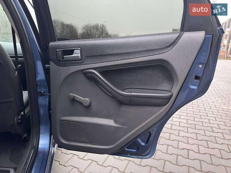 Седан Ford Focus 2006 в Хмельницком фото 29 Седан Ford Focus 2006 в Хмельницком