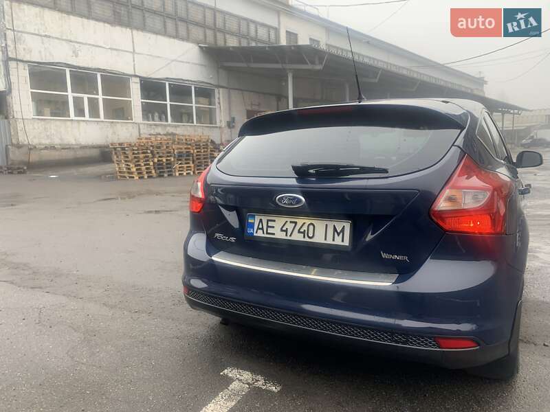 Хэтчбек Ford Focus 2012 в Днепре фото 6 Хэтчбек Ford Focus 2012 в Днепре