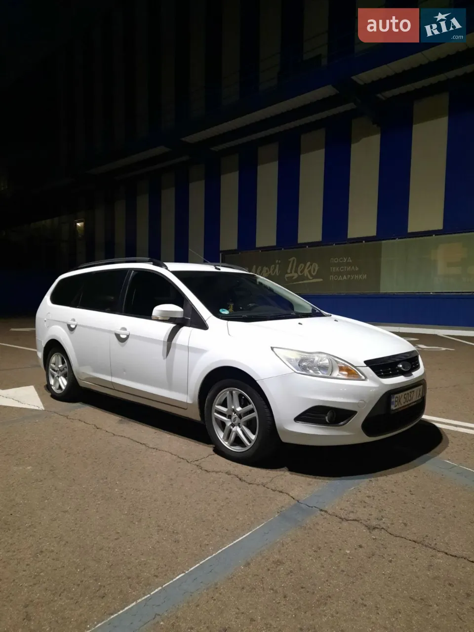2010 Ford Focus - мініатюра 20