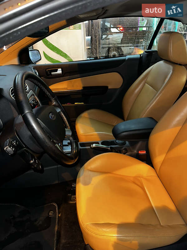 Кабриолет Ford Focus 2007 в Хмельницком