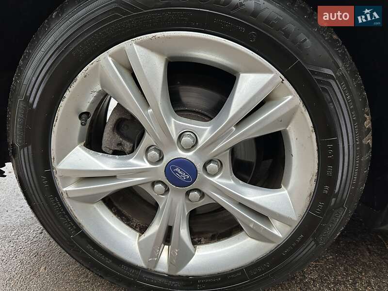 Хэтчбек Ford Focus 2012 в Львове фото 41 Хэтчбек Ford Focus 2012 в Львове